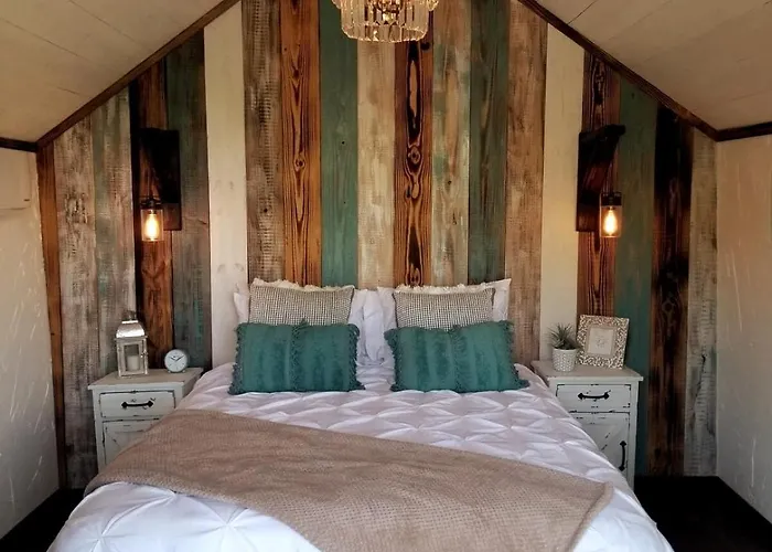 A Little Piece Of Country Retreat Fort Worth