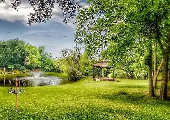 Hébergement de vacances A Little Piece Of Country Retreat *