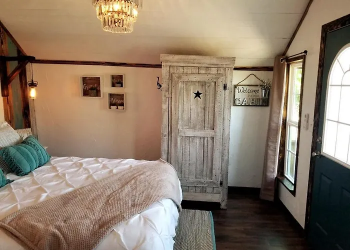 A Little Piece Of Country Retreat Fort Worth